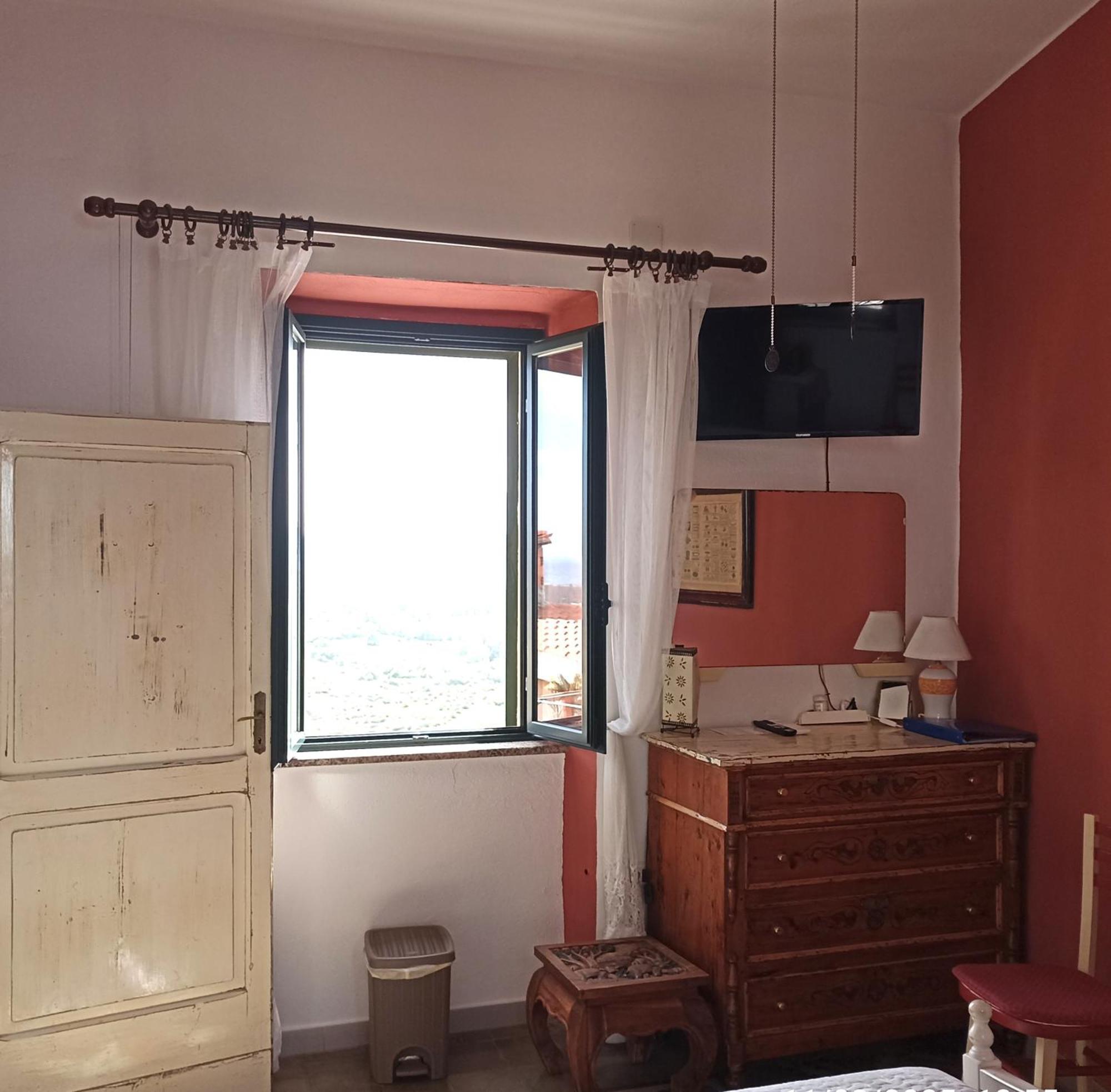 B&B Eleonora D'Arborea, Centro Storico Posada  Exteriör bild