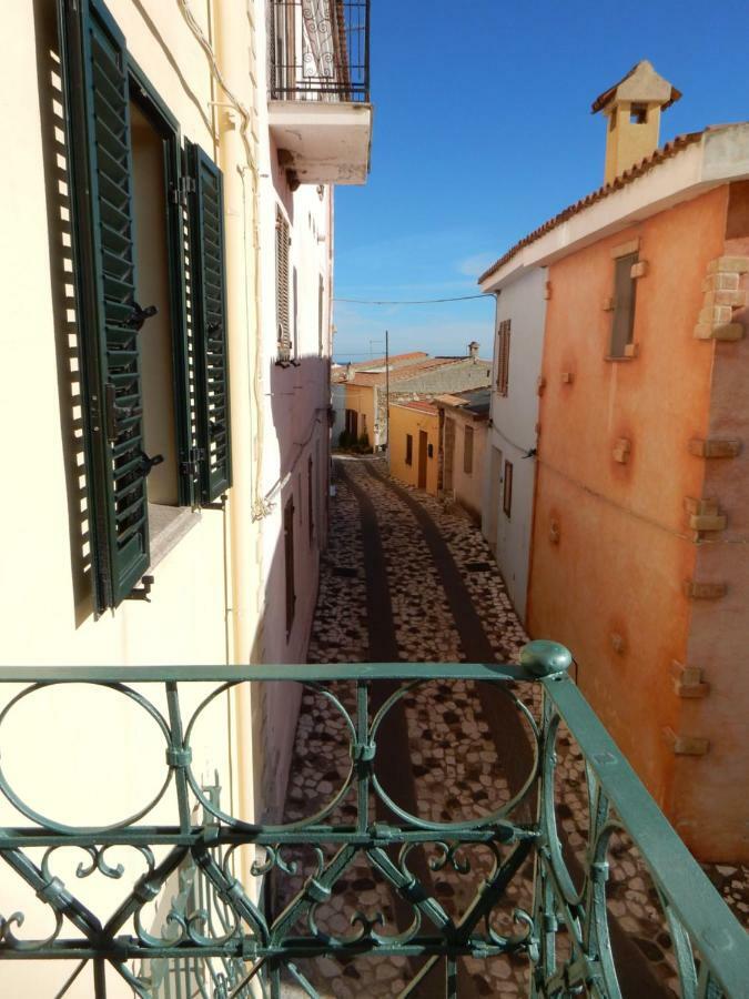 B&B Eleonora D'Arborea, Centro Storico Posada  Exteriör bild